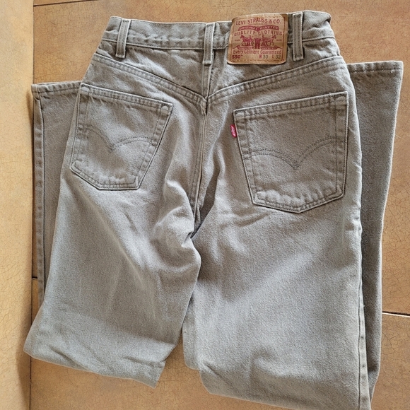 Vintage 90s Levi’s 550 Light Army Green 30x32 Made In USA